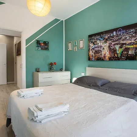 Sweet Chloe Apartment Milan
